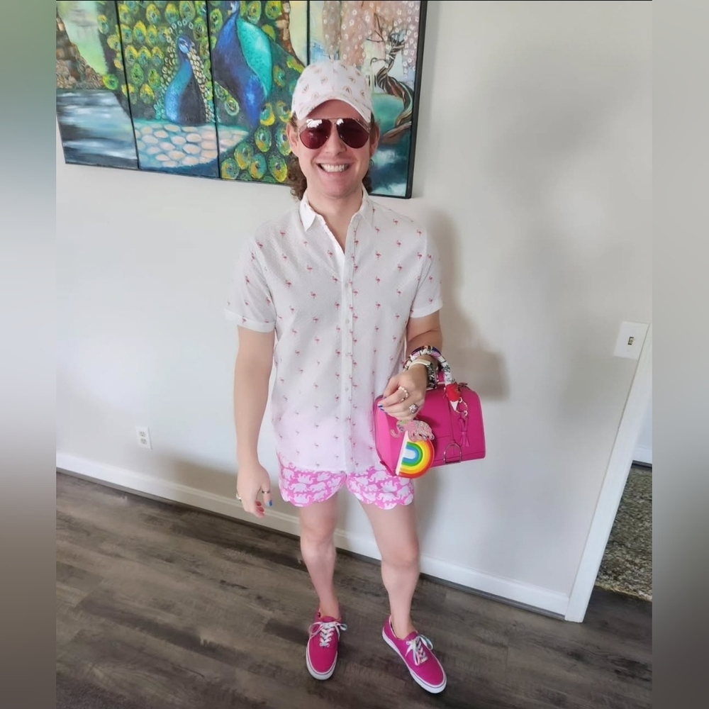 🐘HTF Lilly Pulitzer🐘 - Buttercup Short - Picture 3 of 16